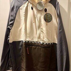 Limited edition Noah Kahan Anorak